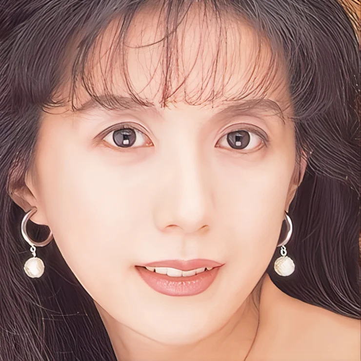 小林ひとみ
