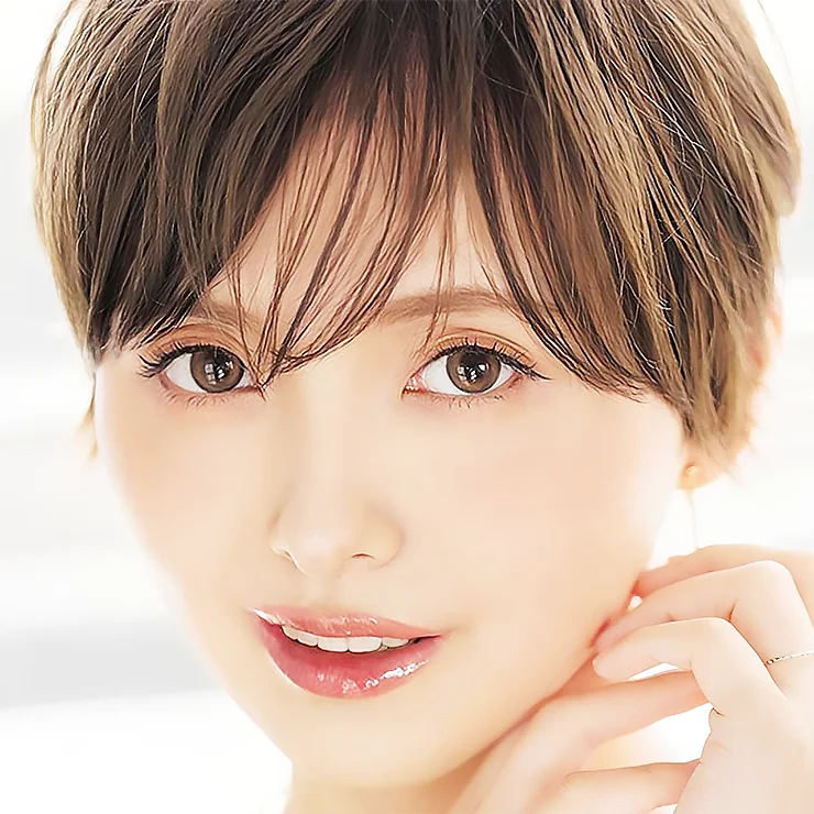 水原冴香