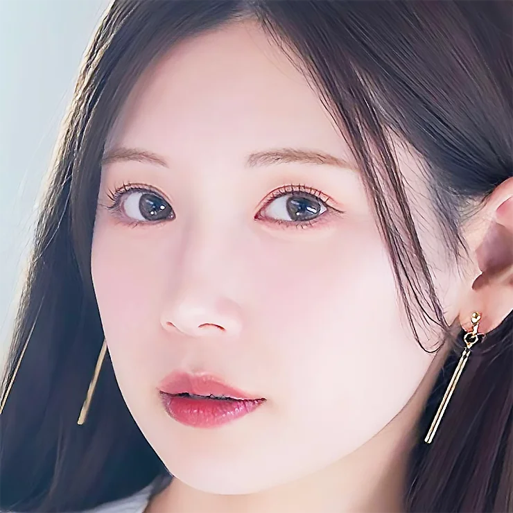 明里つむぎ